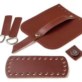 📦✨ Vytvoř si stylový doplněk vlastníma rukama 💼💖 Háčkuješ a toužíš po elegantní, ručně vyrobené kabelce? Představujeme ti...