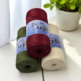 Nová plochá prémiová polyesterová šňůra SOFT RIBBON BUGETO 4mm na háčkování – tvá ideální volba pro stylové a odolné...